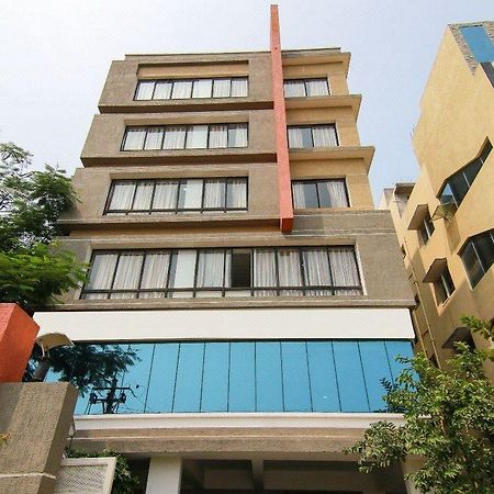 Oyo 9647 Hotel Mvv Bhavan Вишакхапатнам Экстерьер фото